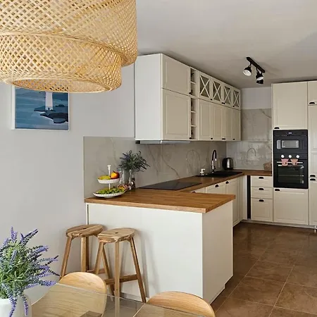 Apartment Bluemare B3 With Shared Pool Liznjan