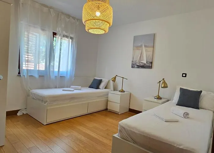 Lägenhet Bluemare B3 With Shared Pool *