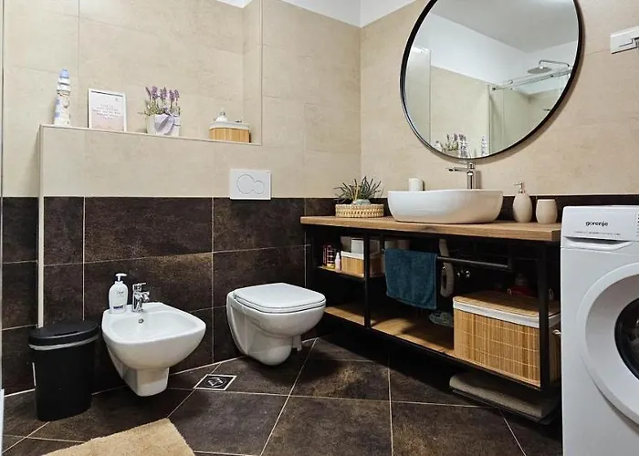 Lägenhet Bluemare B3 With Shared Pool Ližnjan